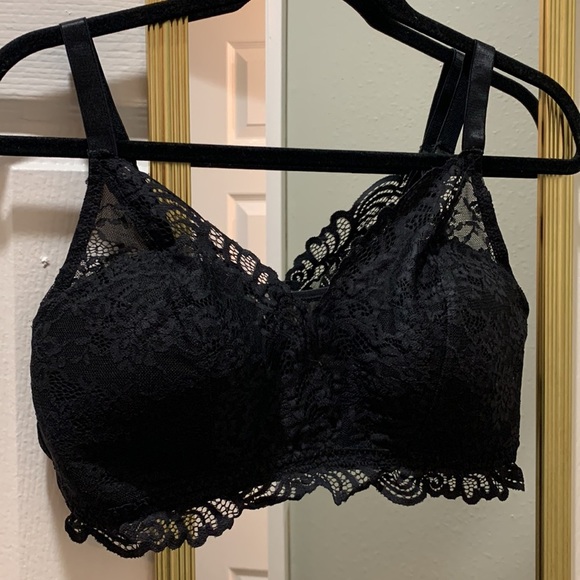Bali Other - 🖤Bali Lace Desire Wireless Bra, Wirefree Bra, ComfortFlex Fit Convertible Bra